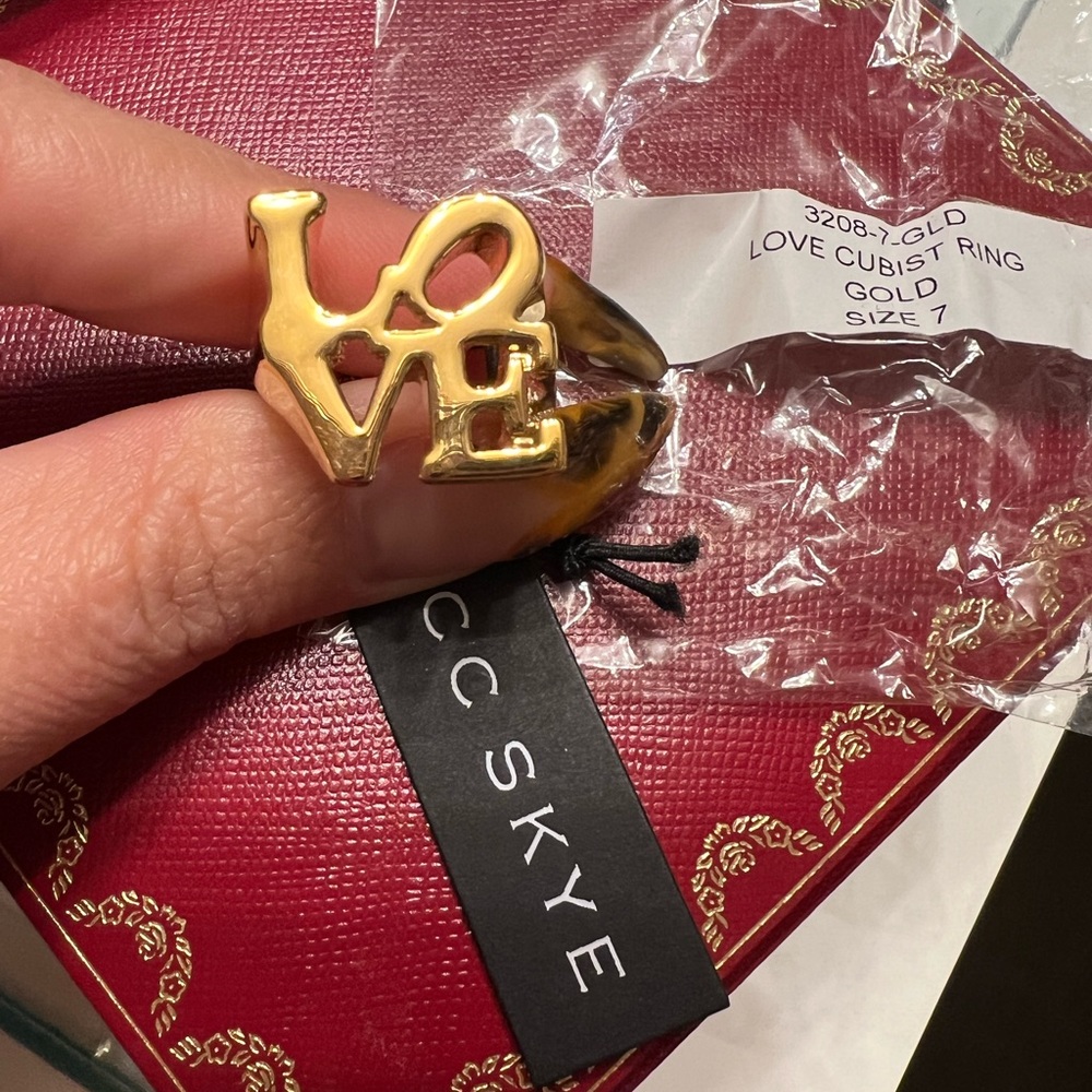 CC Skye LOVE Ring